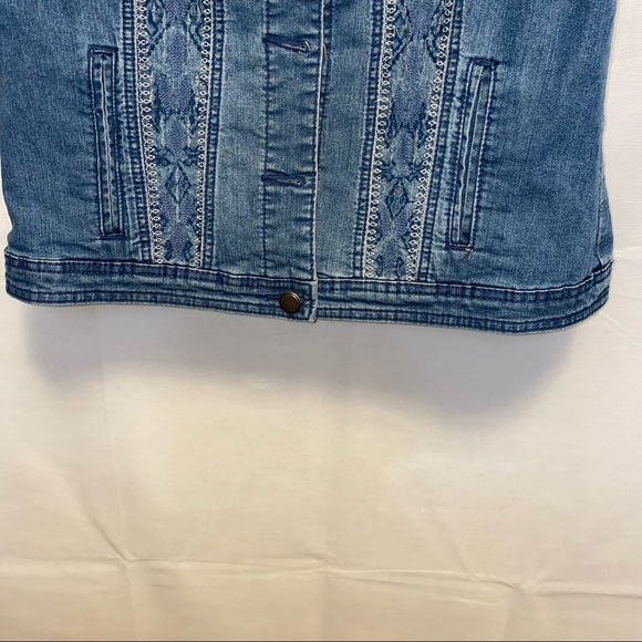 Christopher & Banks Denim Vest with detailed stitching - Medium - Picture 7 of 12